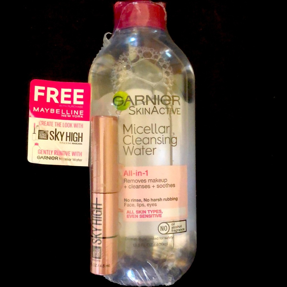 Garnier Skinactive Micellar Cleansing Water All-in-1 with a FREE Mascara